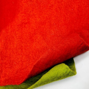 Handmade 100% Wool Felt Sheet - Approx 5mm Thick - 12 Square - Red 